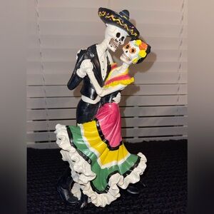 Design Toscano Day Of The Dead Dancing‎ Skeletons- Halloween